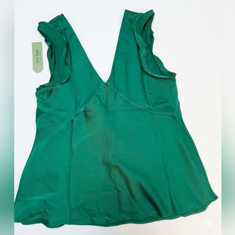 Nine 8 Emerald Green V-Neck Ruffle Strap Camisole - Picture 2 of 7